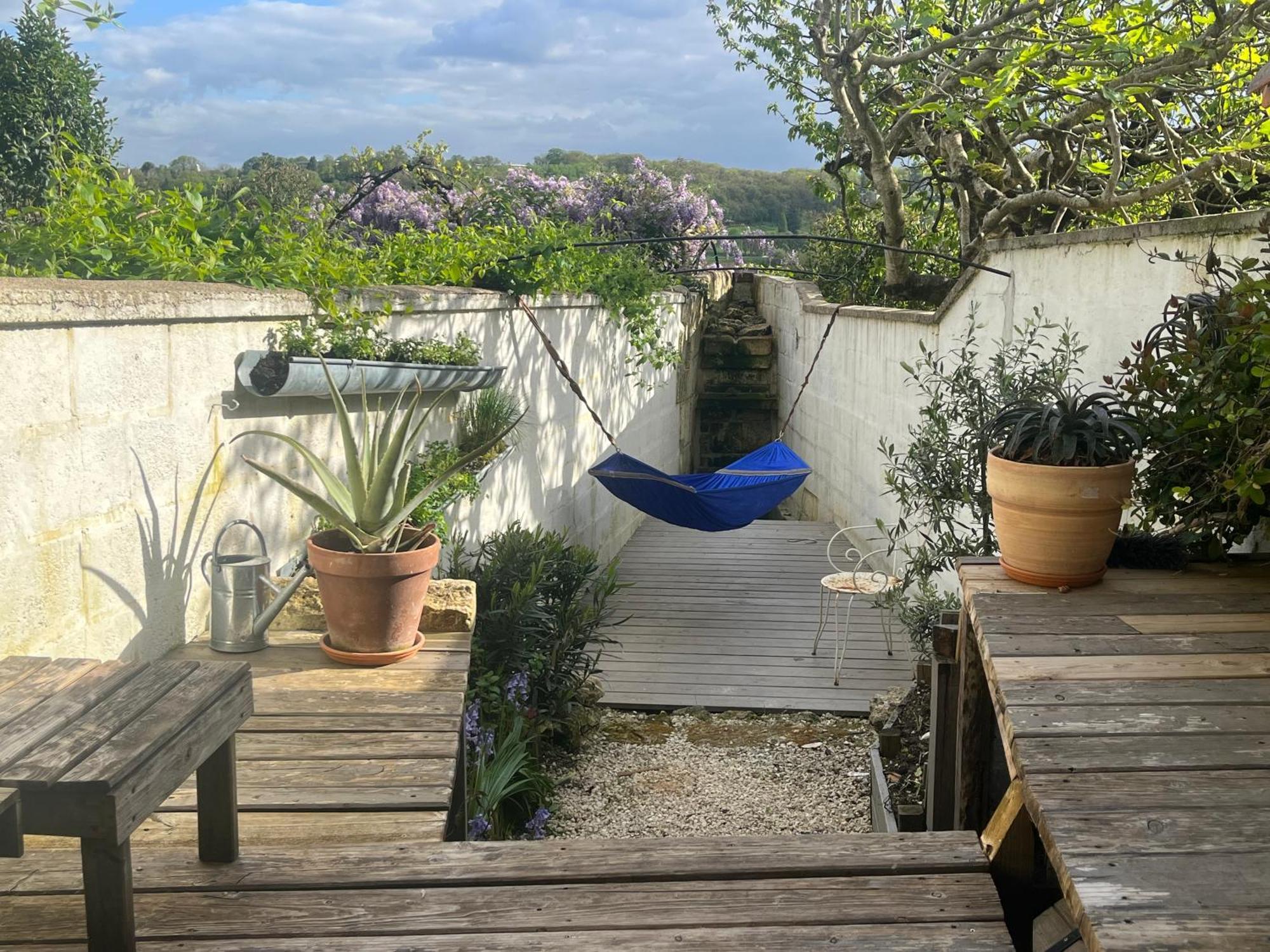 Hostel Les Jardins Suspendus Angoulême Exterior foto